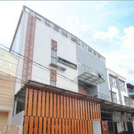 Kamar Keluarga Duri Kosambi Otel Cakarta Dış mekan fotoğraf